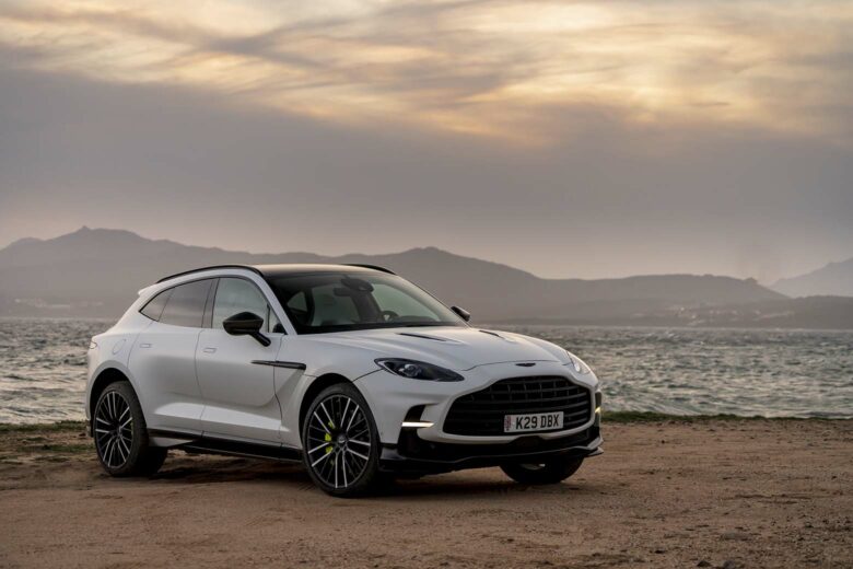 aston martin brand aston martin DBX - Luxe Digital