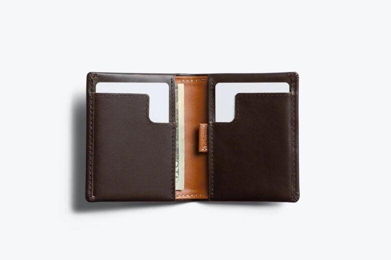 bellroy slim sleeve wallet review - Luxe Digital