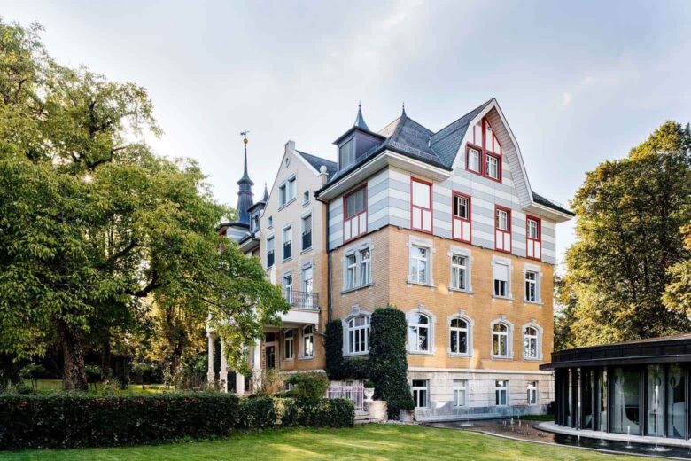 best boarding schools institut auf dem rosenberg switzerland review - Luxe Digital