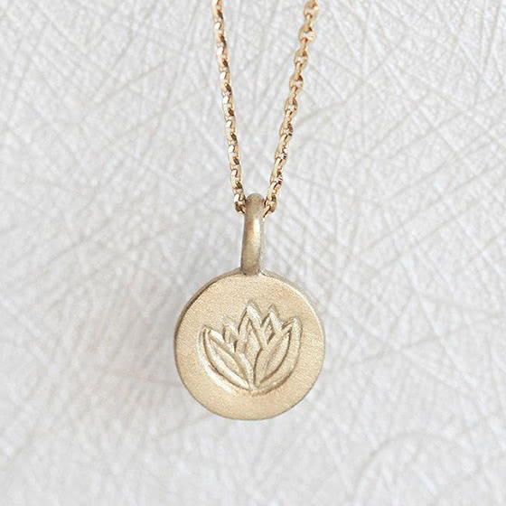 best jewelry brands capucinne necklace review - Luxe Digital