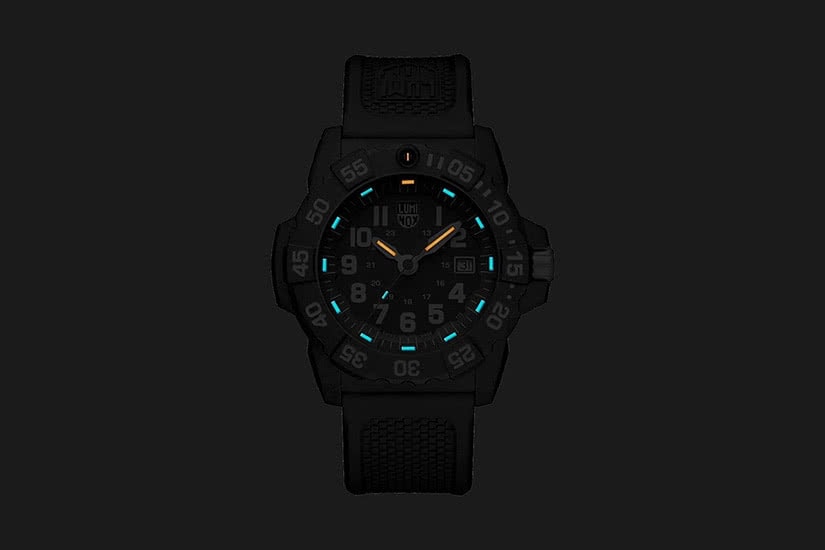 best men watches military luminox navy seal review - Luxe Digital