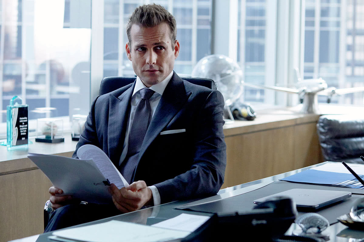 business professional dress code men Harvey Specter suit style - Luxe Digital